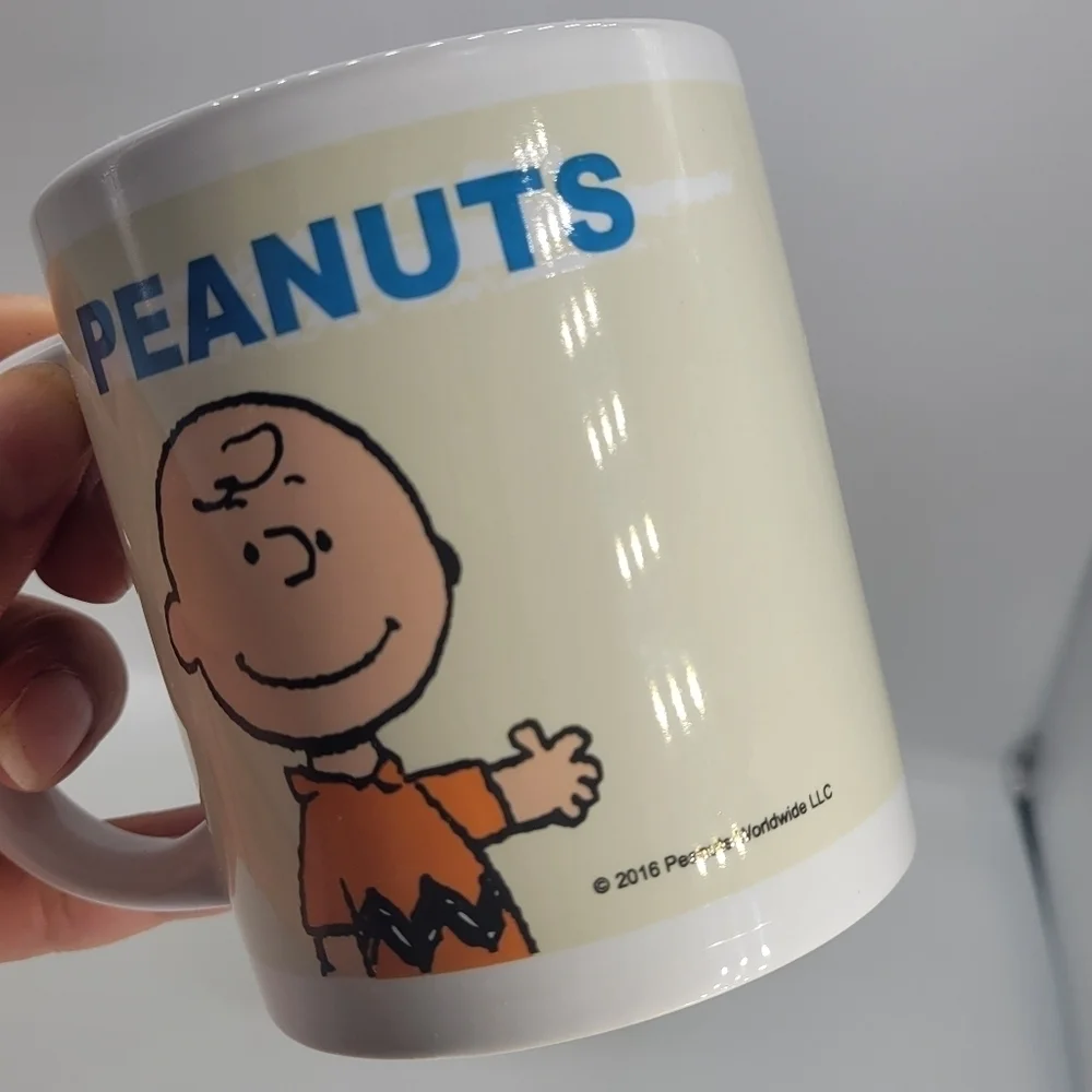Lot of 2 Mugs Peanuts 2016 Worldwide LLC Multicolor Solid White 16 oz